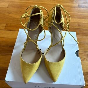 Aldo yellow tie heels - size 6